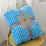Plaid bleu ciel pour canapé