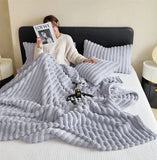 Plaid chaud mauve pour canapé et lit