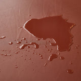 Demonstration impermeabilite de notre housse assise de canape angle simili cuir marron
