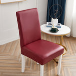 Housse de chaise imitation cuir rouge