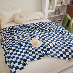 Plaid cocooning bleu couvre lit