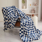 Plaid cocooning bleu damier en coton