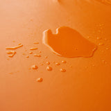 Demonstration impermeabilite de notre housse assise de canape angle simili cuir orange
