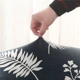 Demonstration du textile extensible de notre housse de canape installation facile