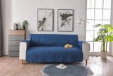 Protege canape bleu dans une decoration de salon