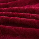 Textile doux de notre housse de canape d'angle en velours bordeaux