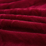 Textile doux de notre housse de canape d'angle en velours bordeaux