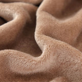 Tissu elastique et doux de notre housse de canape velours marron clair