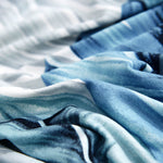 Tissu de qualite de notre housse de coussin nature bleu